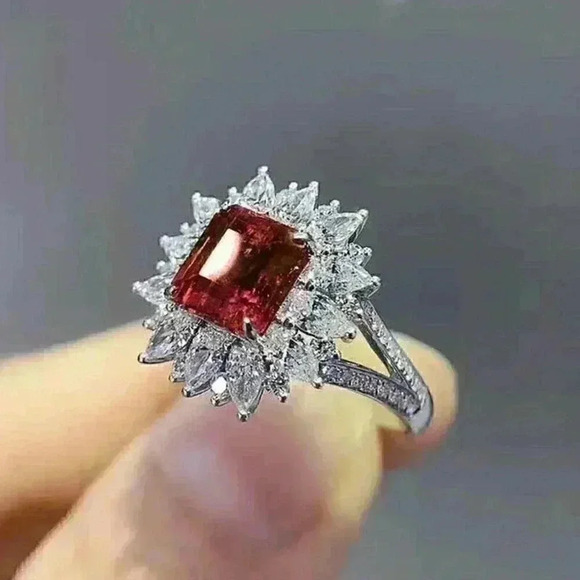 NEW Gorgeous 925 Silver Sim. Diamond Ruby Ring - Picture 1 of 8